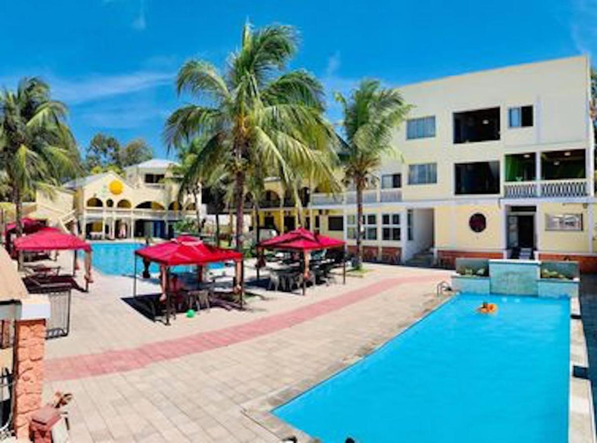 New Park Resort Mahajanga Exterior photo